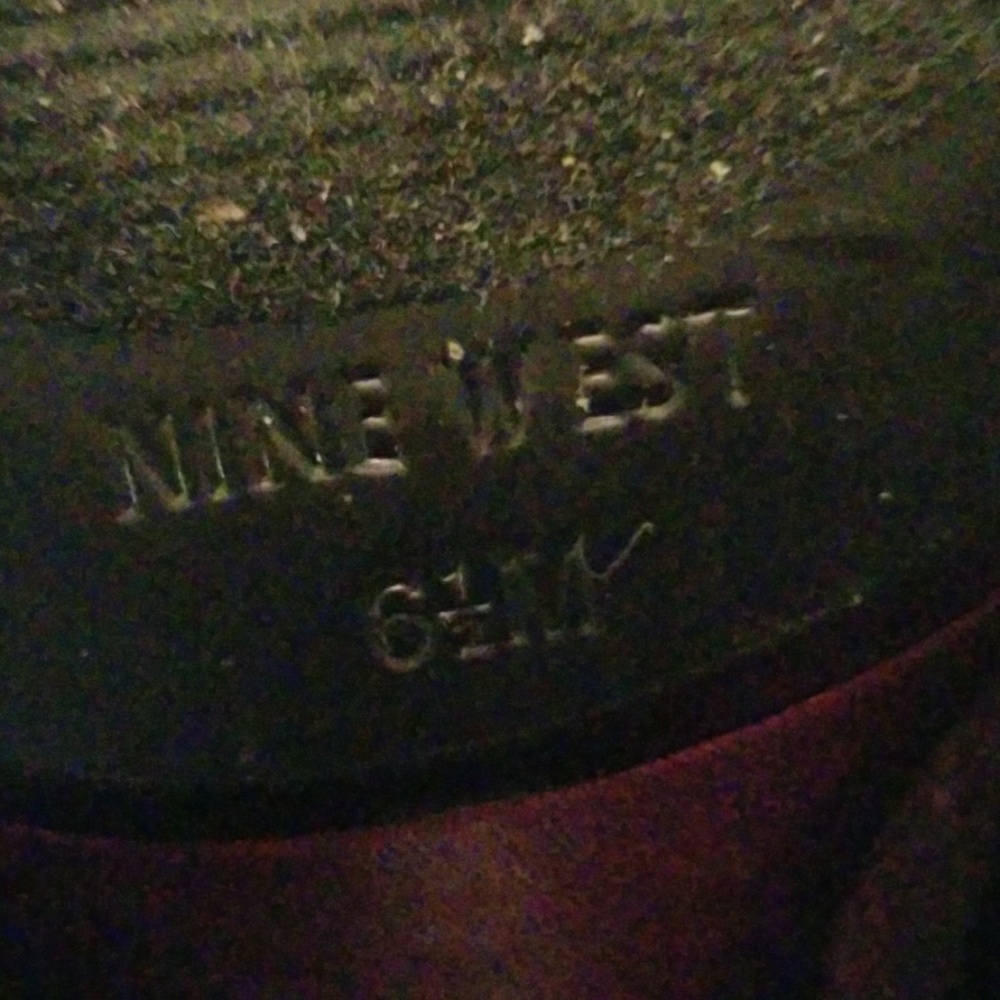 Shoes - Picture 5 of 5